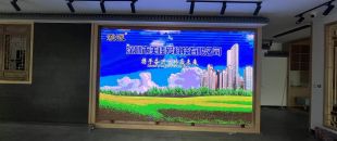 觸控延遲0.01秒 vs 0.1秒：差10倍的價(jià)格背后，會(huì)議平板觸控技術(shù)的水有多深？”